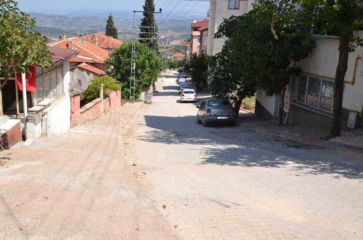Cadde ve Sokaklar Yenileniyor