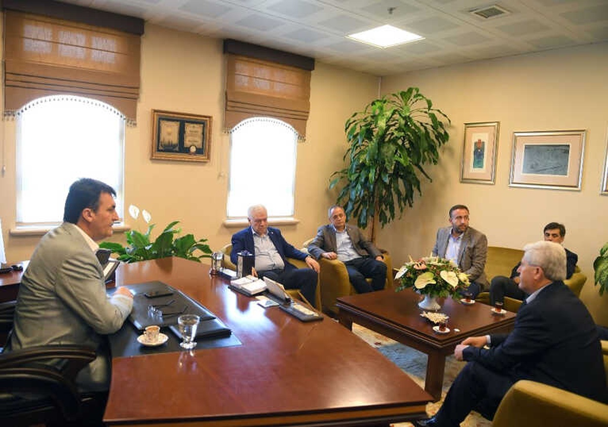 Dündar: "Bursaspor Yeniden Şampiyon Olacak"