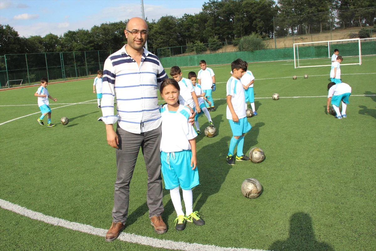 Havza\'da Yaz Futbol Okuluna 90 Çocuk Katılıyor