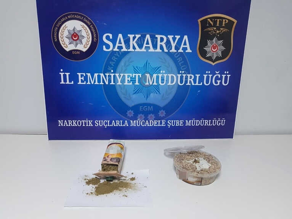 Helva ve Meyve Suyu Kutusundan Esrar Çıktı