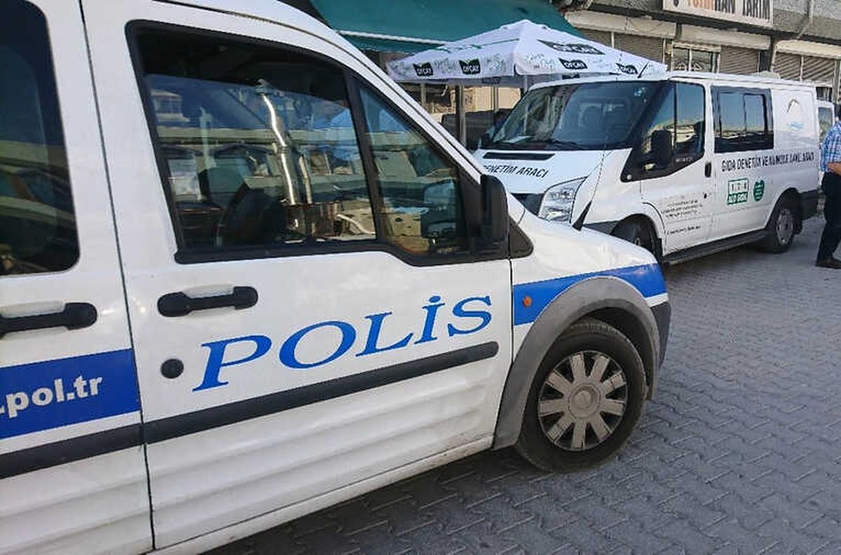 Konya\'da Gıda Zehirlenmesi Şüphesiyle 150 Kişi Hastaneye Başvurdu
