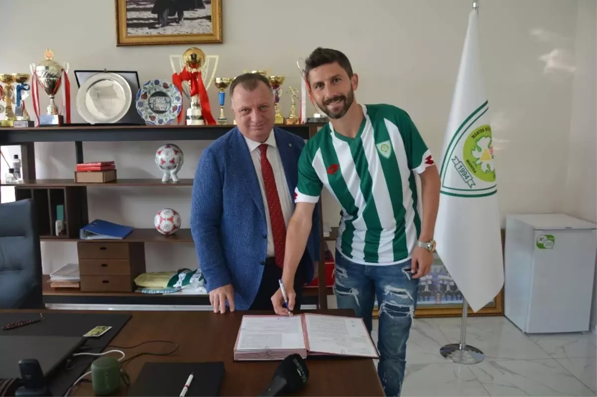 Manisa Büyükşehir Belediyespor\'a Tecrübeli Stoper