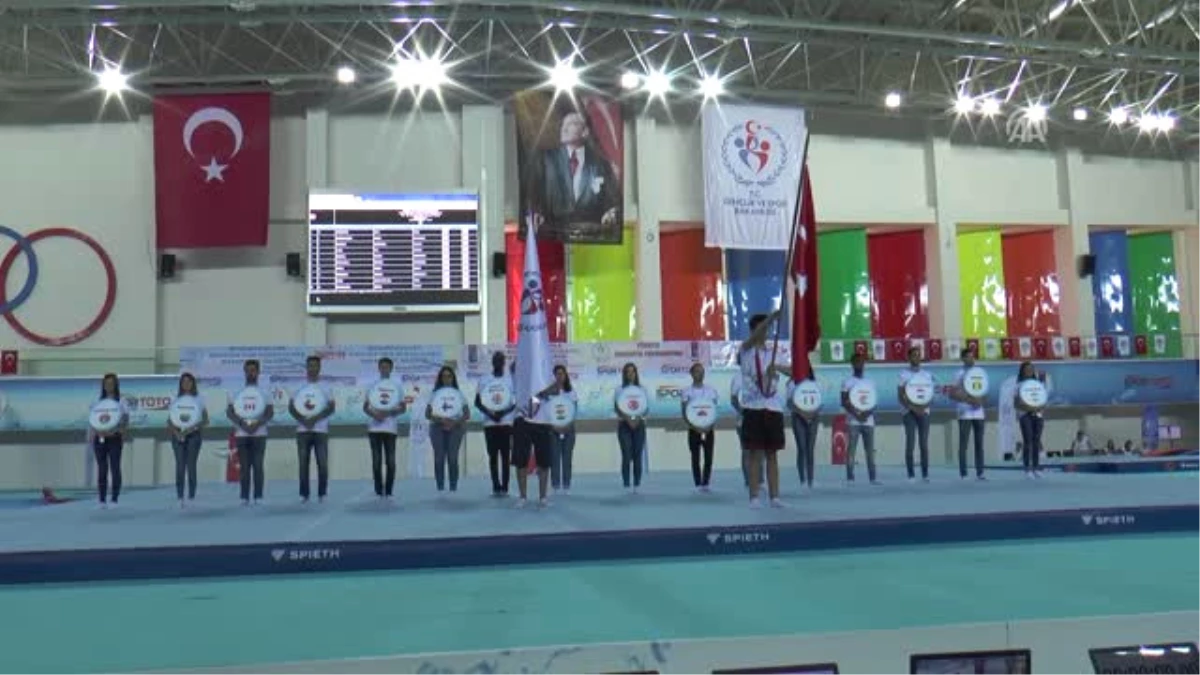 Artistik Cimnastik Dünya Kupası Mersin\'de Başladı