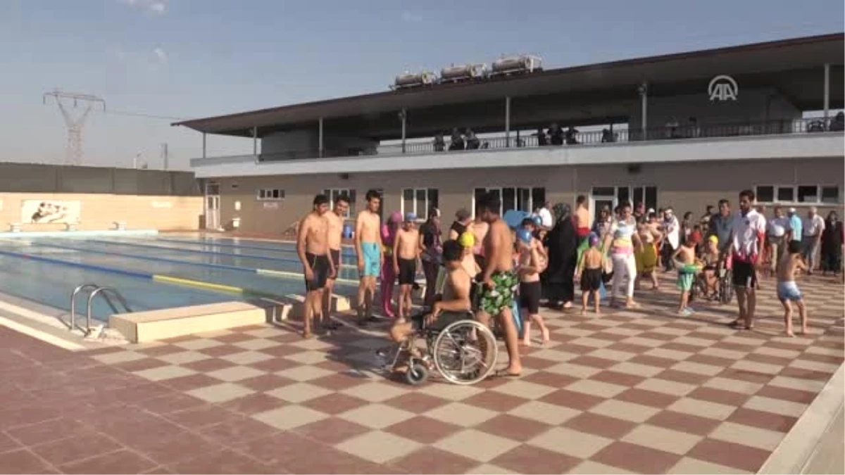Engelliler "Dünya ve Avrupa Şampiyonluğu" İçin Kulaç Atıyor