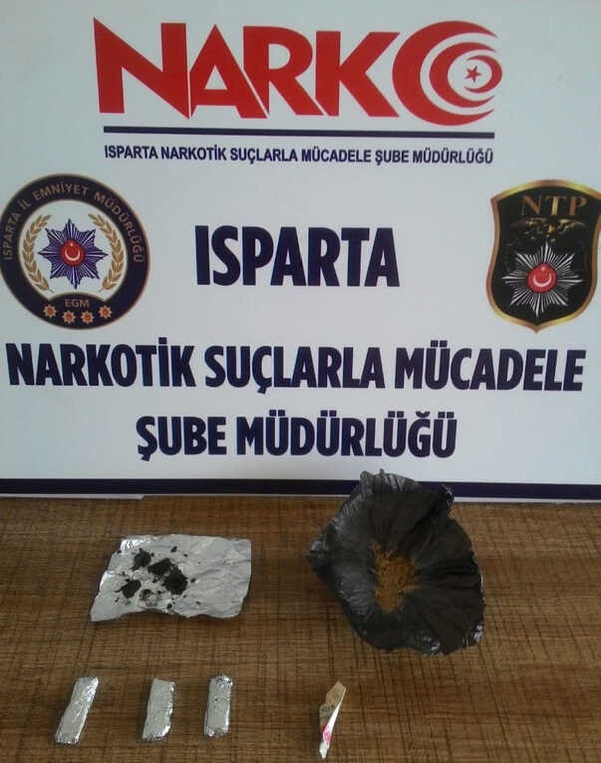İnternet Kafeye Uyuşturucu Baskını