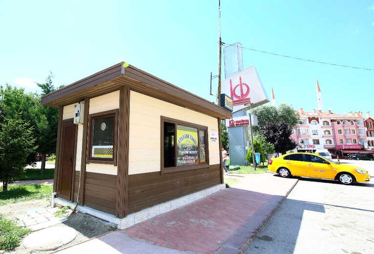 Keçiören\'de Yepyeni Konforlu Taksi Durakları