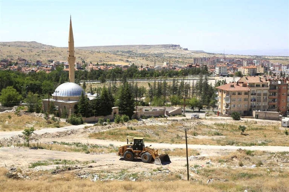 Nevşehir\'de Moloz ve Hafriyat Yığınları Temizleniyor