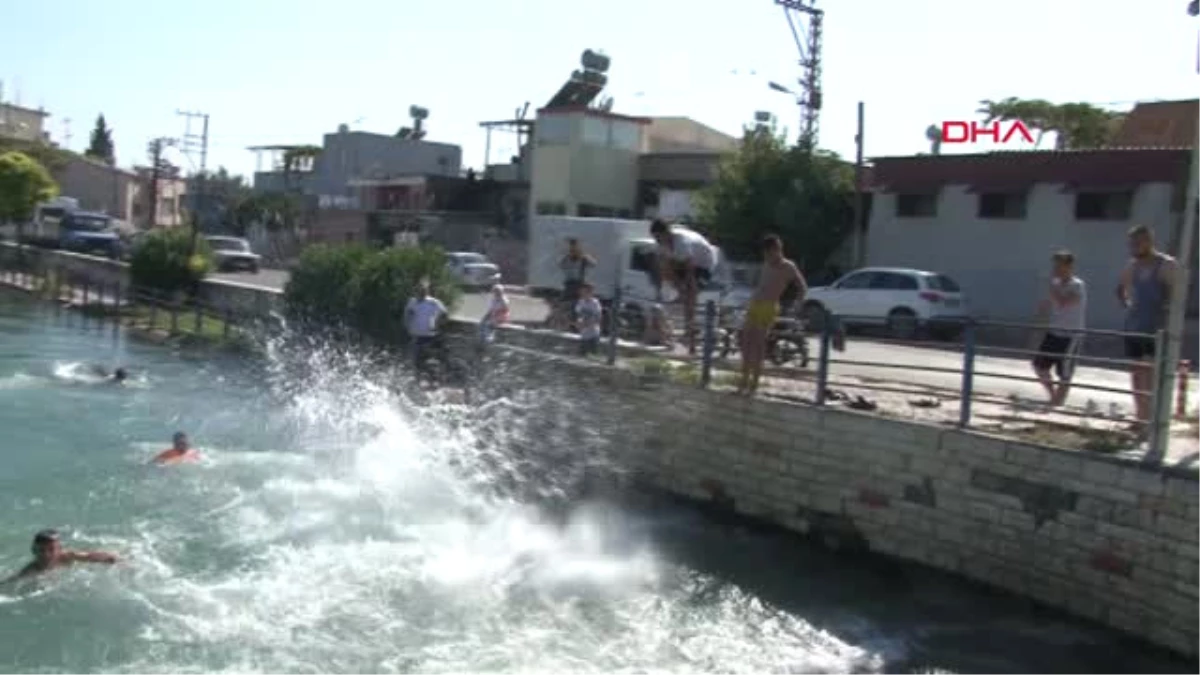 Adana Bir Çocuğun Kaybolduğu Sulama Kanalında, Yüzmeye Devam Ettiler