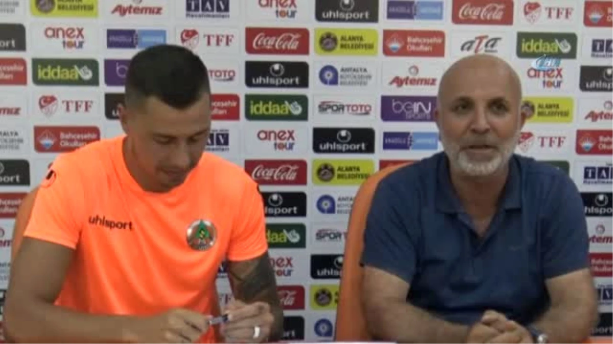 Alanyaspor, Emre Güral\'ı Renklerine Bağladı