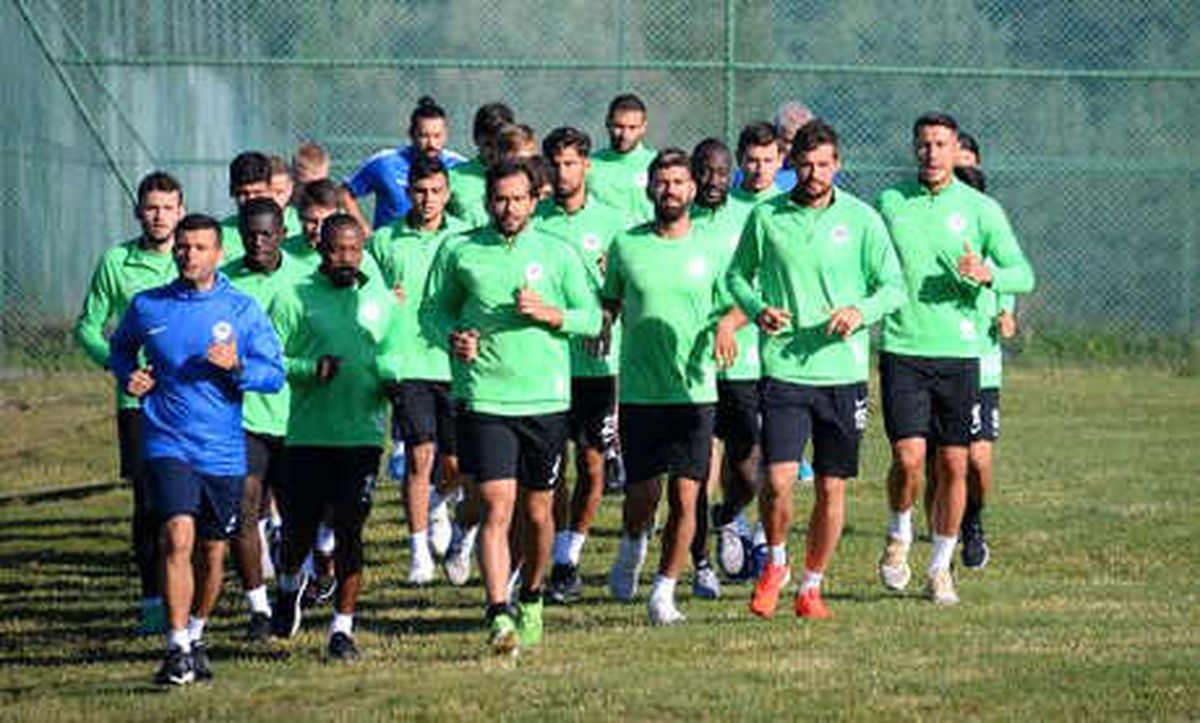 Atiker Konyaspor, Güne Krosla Başladı