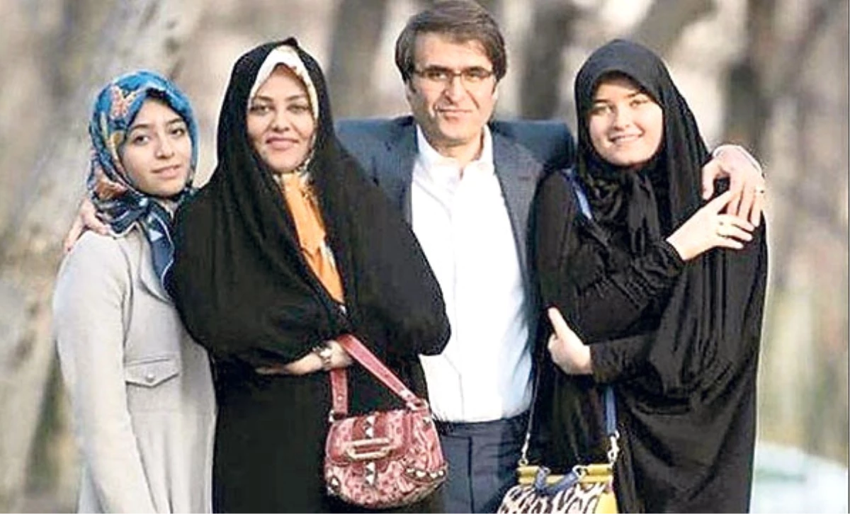 Ayetullah Humeyni\'nin Torununun Ailesiyle Çektirdiği Fotoğraf İran\'ı Karıştırdı