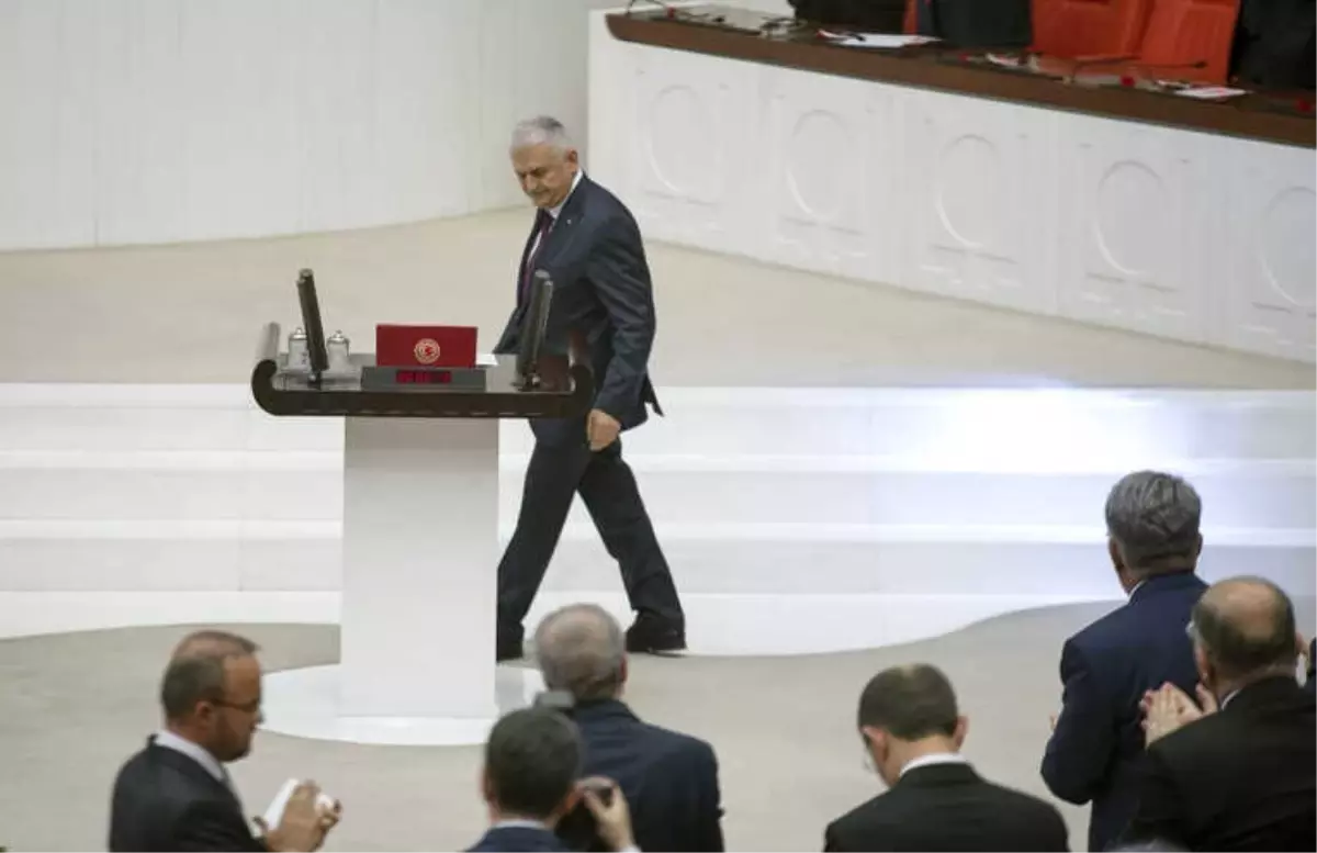 Başbakan Yıldırım, Yemin Etti