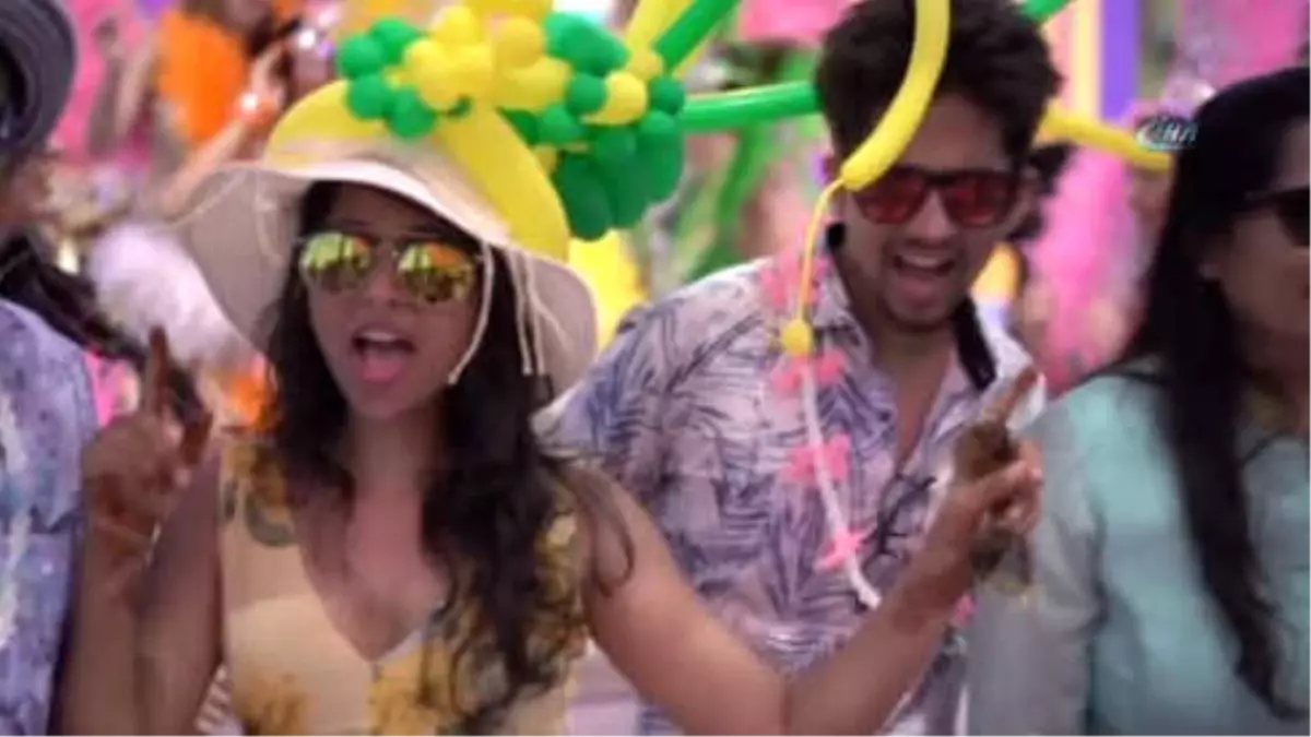 Bodrum\'da Milyon Dolarlık Hint Düğünü...4 Gün 4 Gece Süren Düğün İçin 250 Misafire 400 Kişi Hizmet...