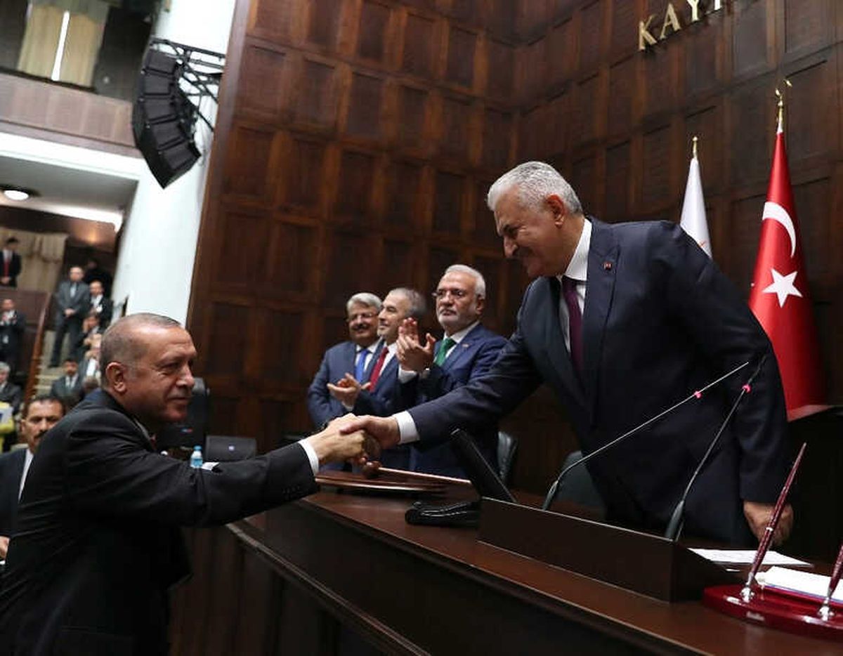 Cumhurbaşkanı Recep Tayyip Erdoğan, "Bakanlar, Meclis\'ten de Olabilir Neden Olmasın" Dedi.