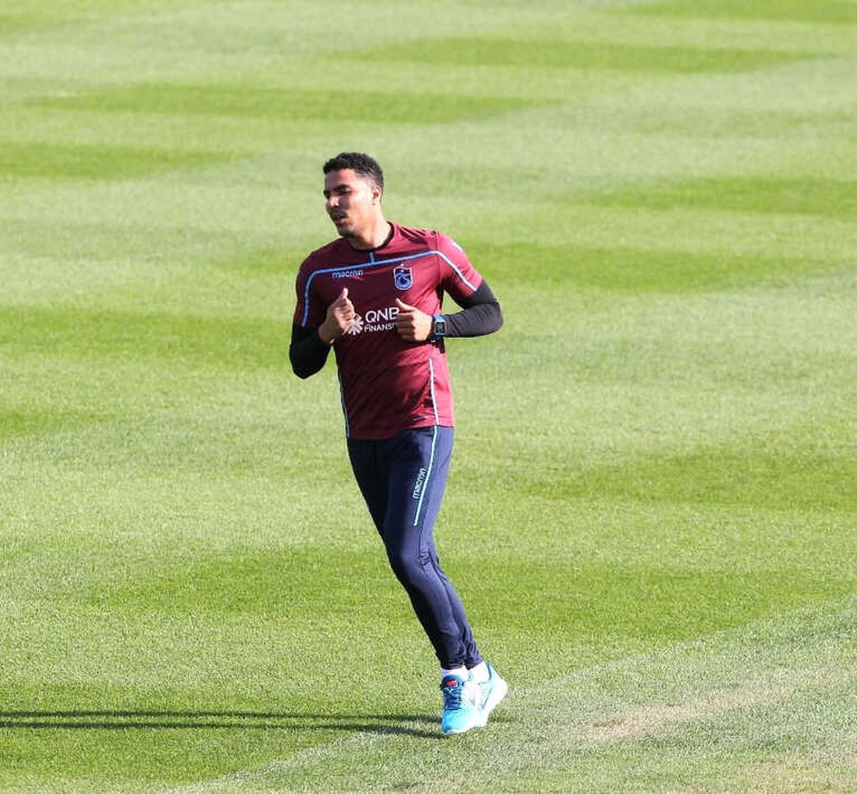Esteban, Slovenya Kampına Katıldı