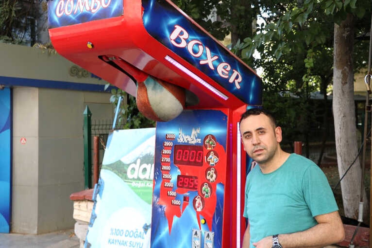 Stres Atmanın Yeni Yolu \'Boks Makinesi\'