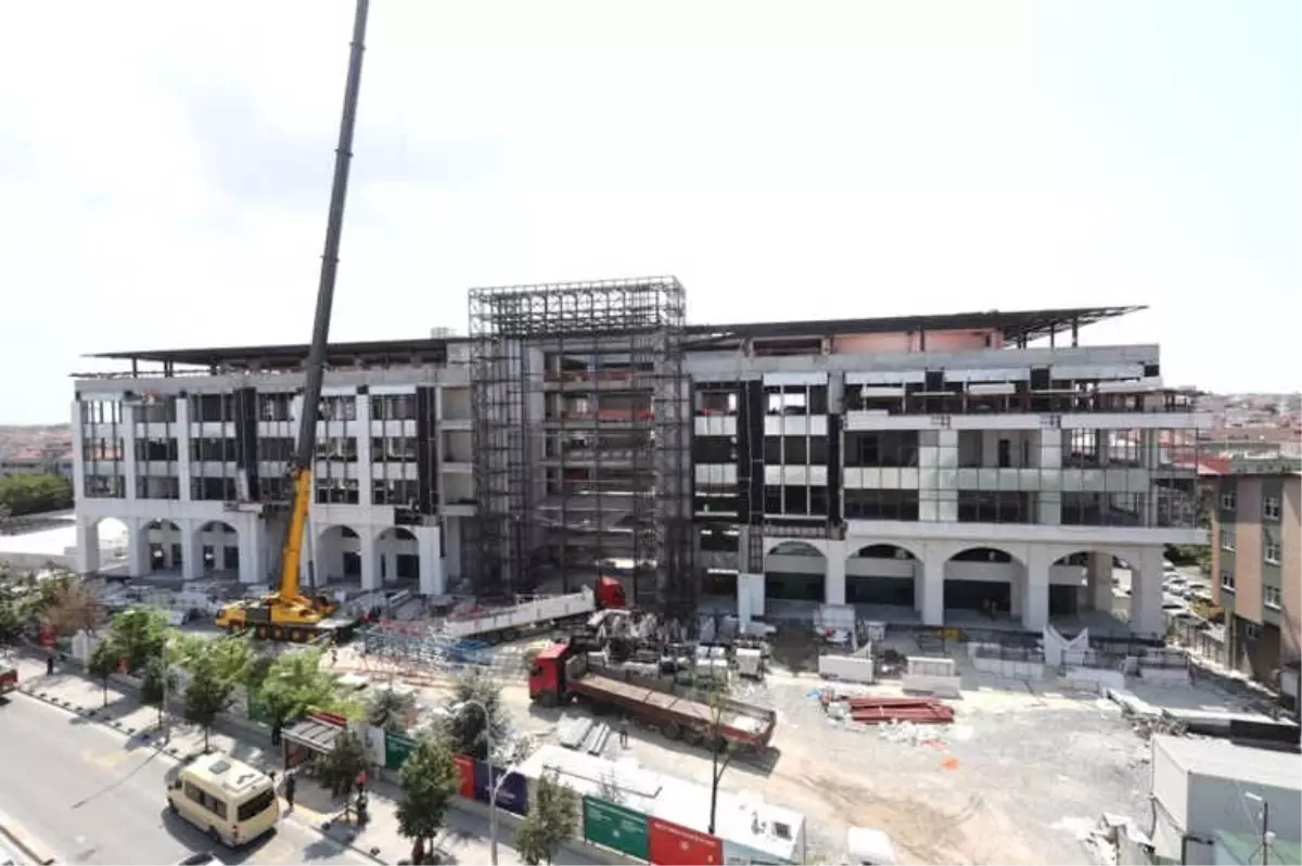 Bağcılar Belediyesi\'nin Yeni Hizmet Binası Yıl Sonunda Açılıyor