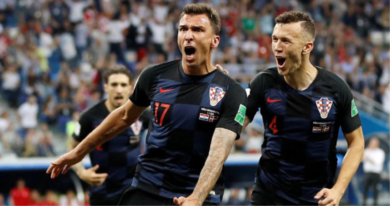 Hırvatistan\'ın Golcüsü Mandzukic, Rusya Maçı Sonrası 18 Bin TL Hesap Ödedi
