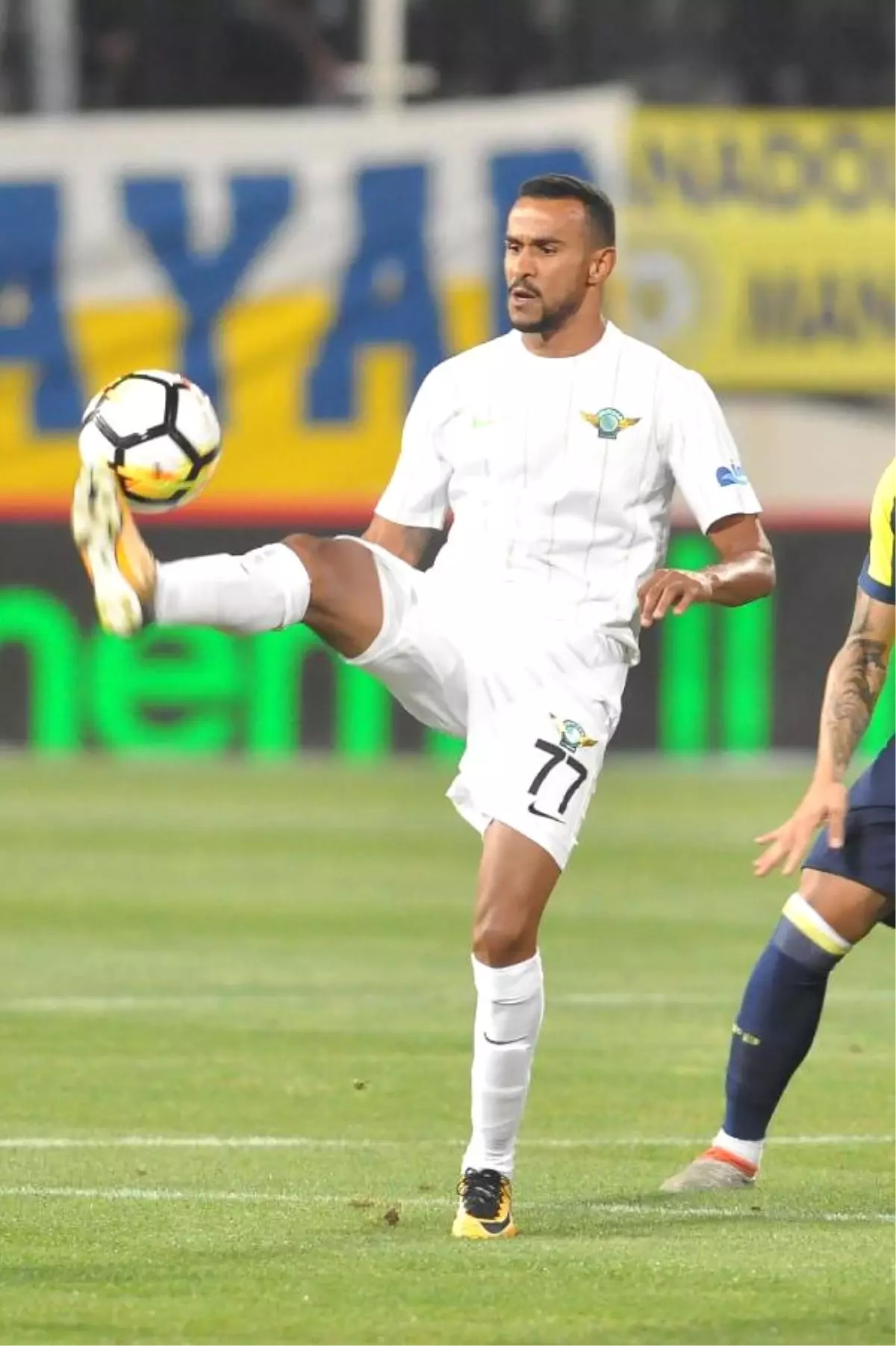 Akhisarspor, Serginho\'da Mutlu Sona Ulaştı