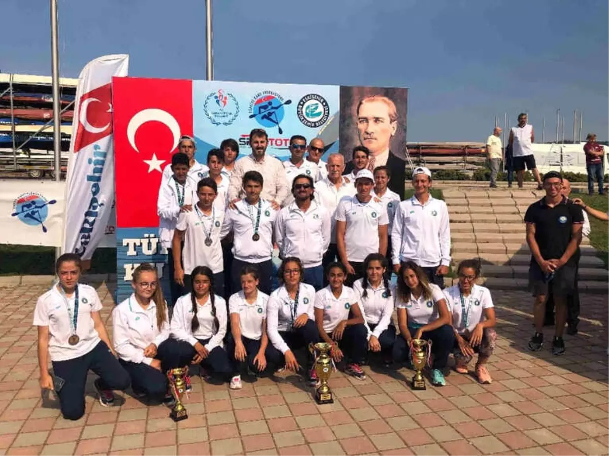 Büyükşehirli Kanocular Eskişehir\'i Fethetti