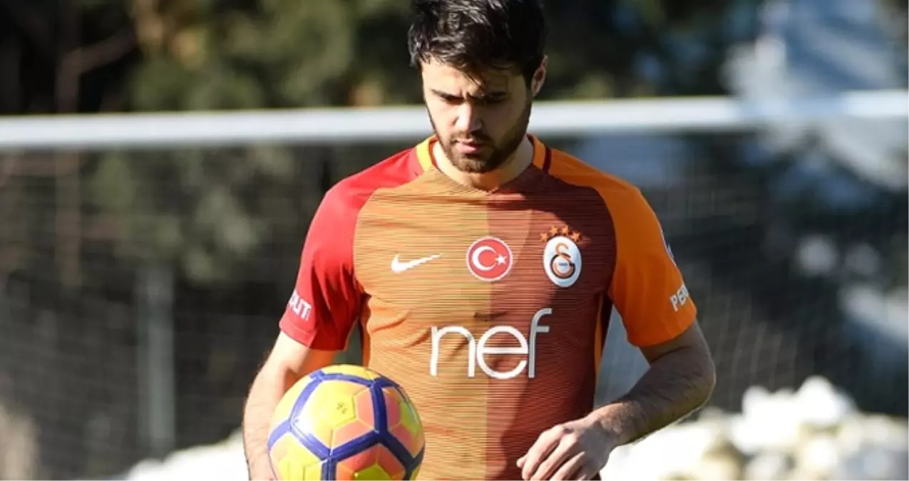 Galatasaraylı Ahmet Çalık\'ın Talipleri Artıyor