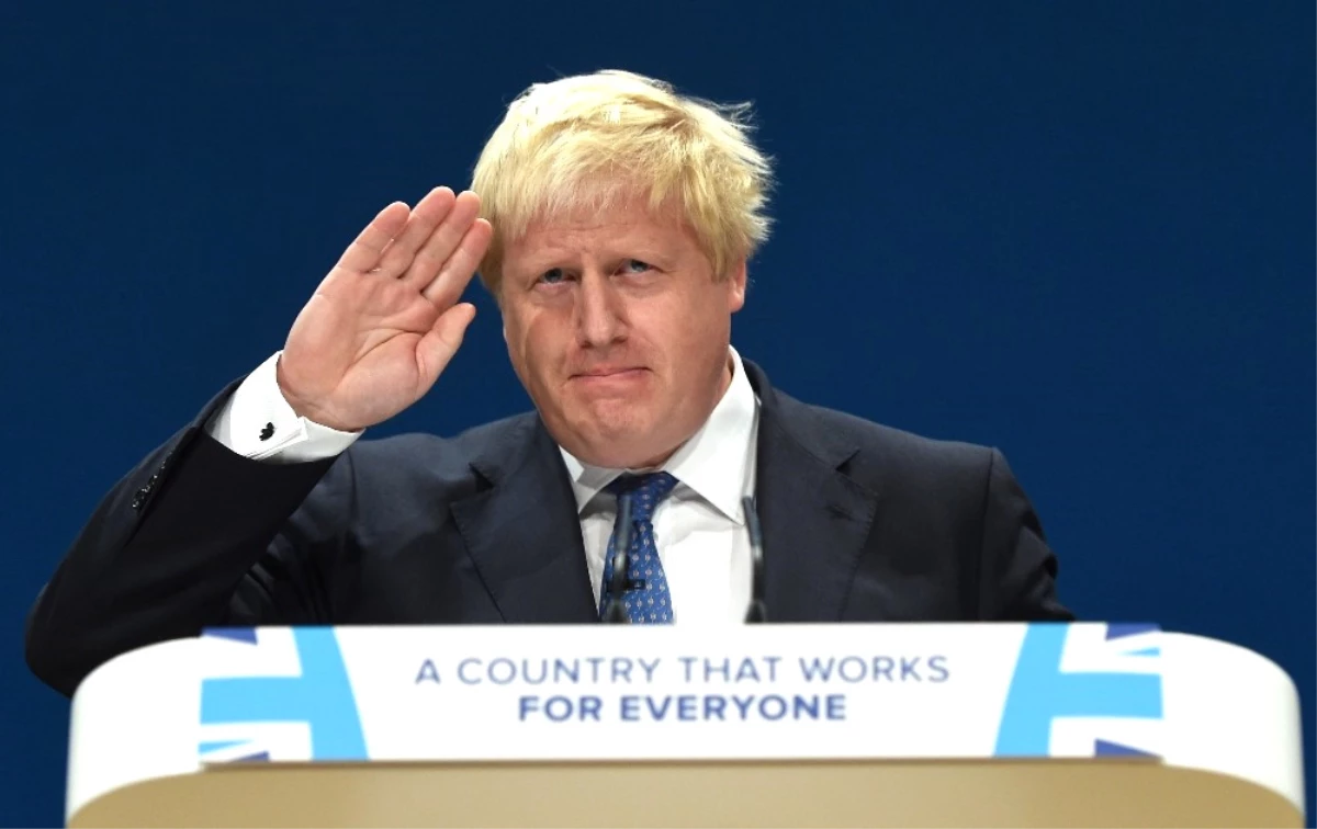İngiltere Dışişleri Bakanı Boris Johnson İstifa Etti