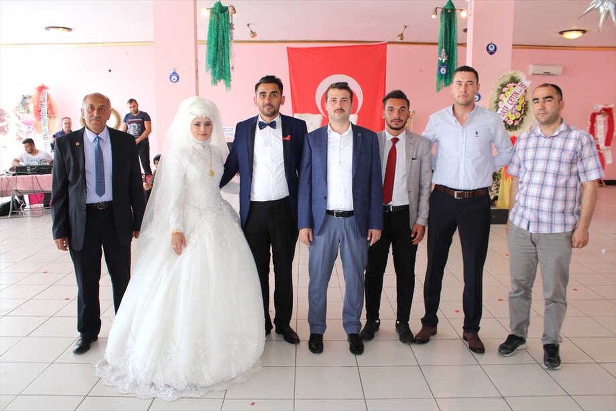 Kaymakam Cıdıroğlu, Terör Gazisinin Düğününe Katıldı