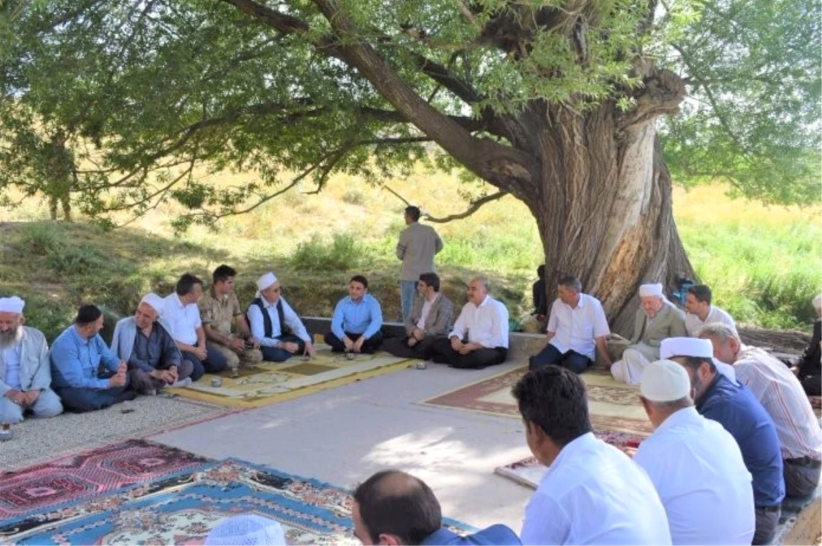 Kaymakam Şahin\'den Koyunlu ve Yumrumeşe Köylerine Ziyaret