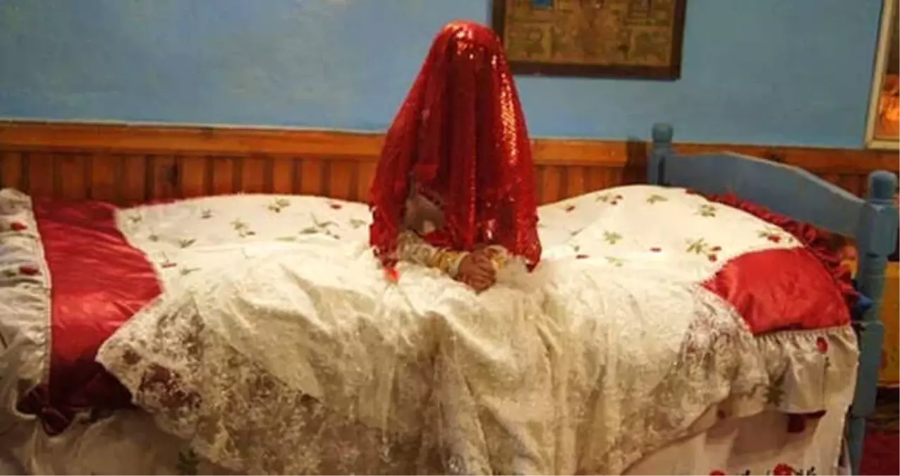 Malatya\'da Düğün Fotoğrafçısı Çocuk Gelini Görünce Damadı Dövdü