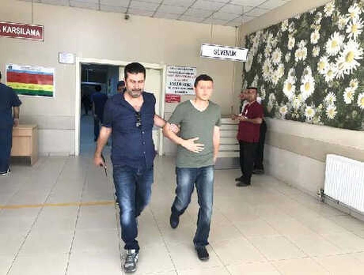 Aksaray Merkezli 5 İlde Fetö Operasyonu: 7\'si Asker 8 Gözaltı