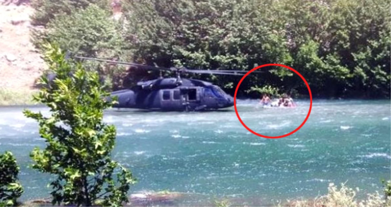 Mehmetçik, Nehir İçindeki Adacıkta Mahsur Kalanları Film Gibi Operasyonla Kurtardı