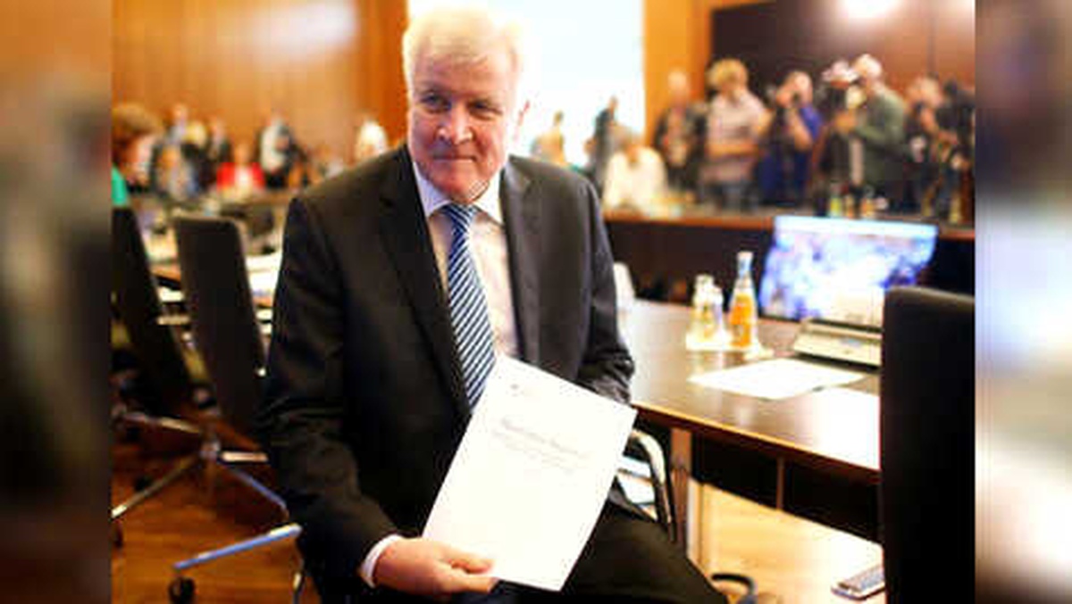 Merkel 63 Maddeden 62.5\'ine Onay Verdi!