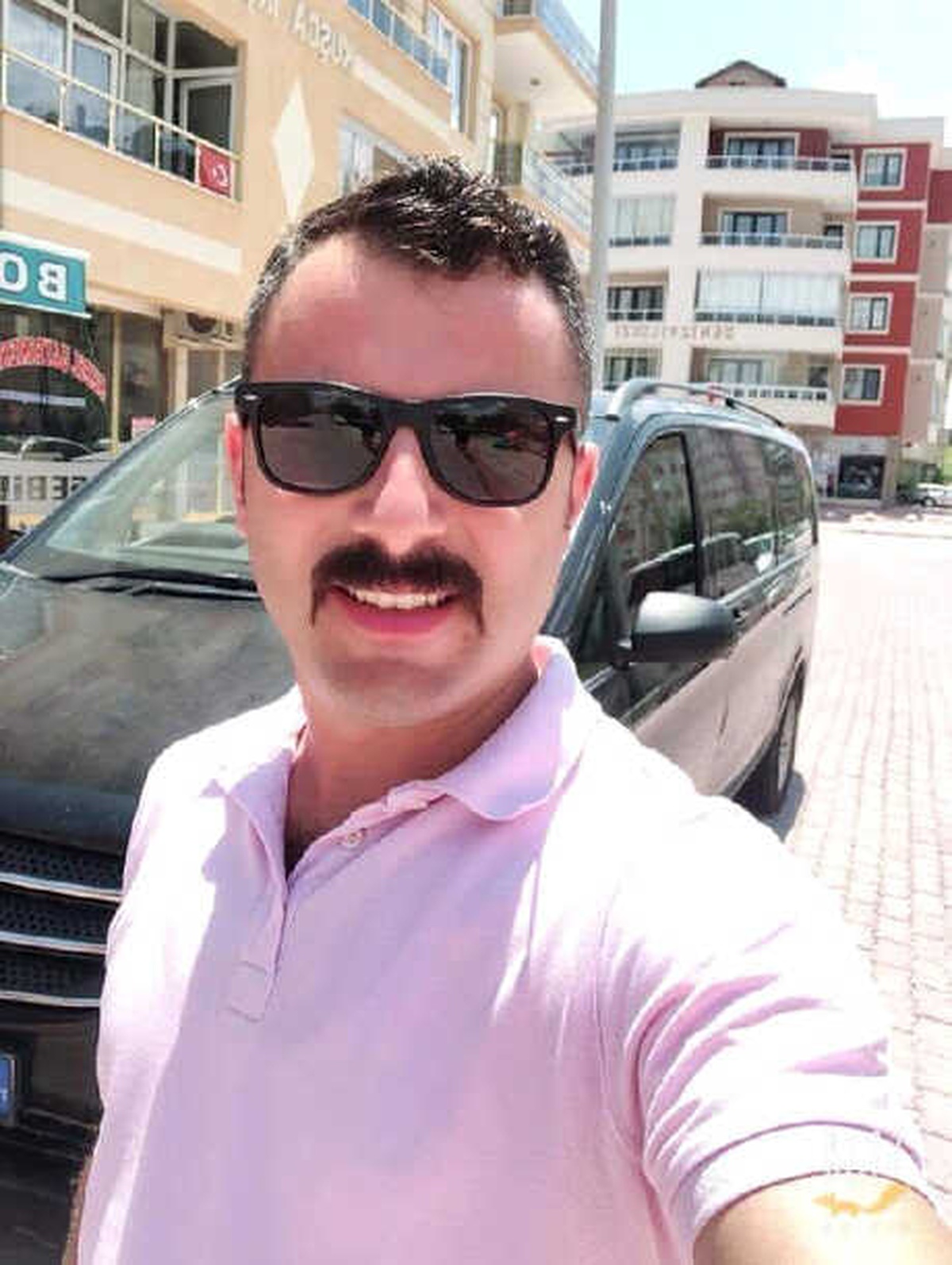 Otomobiliyle Seyir Halindeyken İntihar Etti