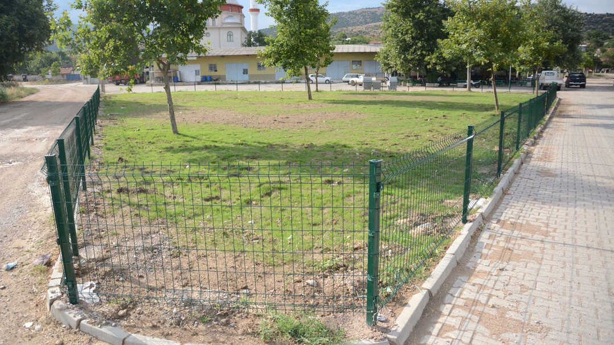 Taşlık Mahallesi Parmakla Gösterilecek