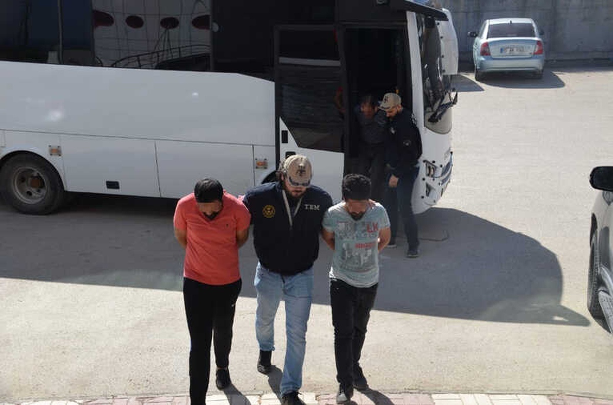 Terör Propagandası Yapanlara Operasyon: 12 Gözaltı