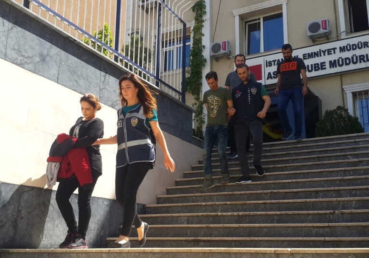 Tırnakçılık Yapan İranlı Çift Yakayı Ele Verdi