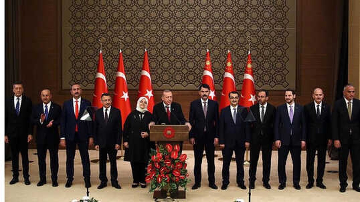 Yeni Kabinedeki Bakanları Tanıyalım