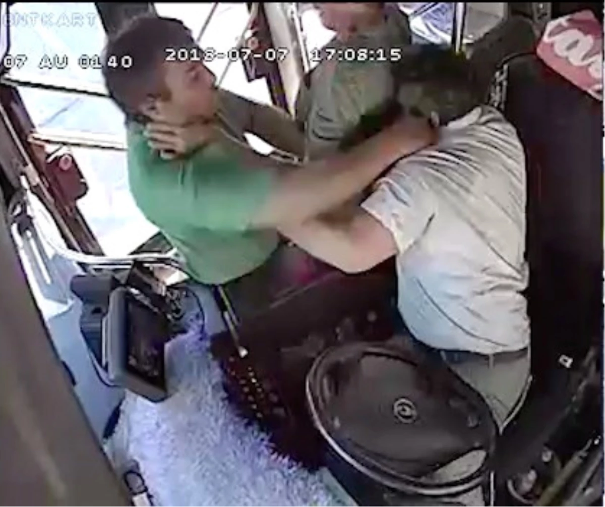 Antalya\'da Otobüs Şoförünü Darp Eden Yolcu Hakkında Suç Duyurusunda Bulunuldu