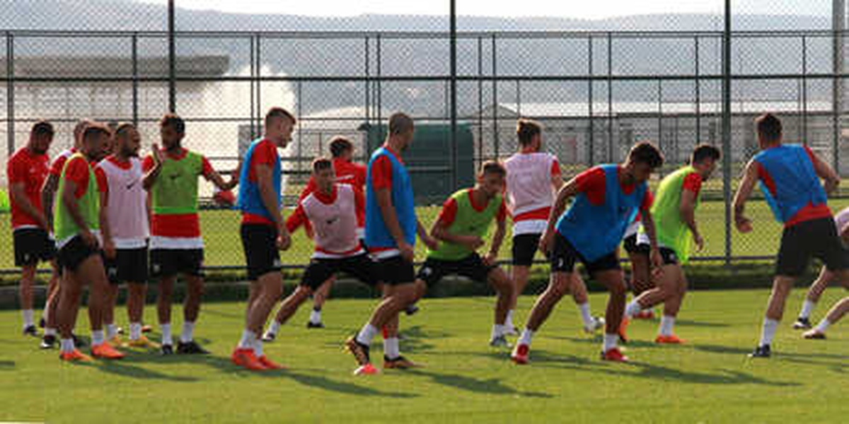 Balıkesirspor Baltok, Yeni Sezona Afyonkarahisar\'da Hazırlanıyor