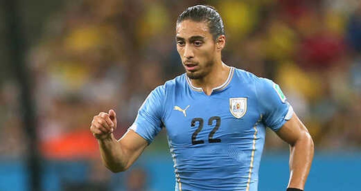 Beşiktaş, Uruguaylı Martin Caceres\'i Transfer Etmek İstiyor