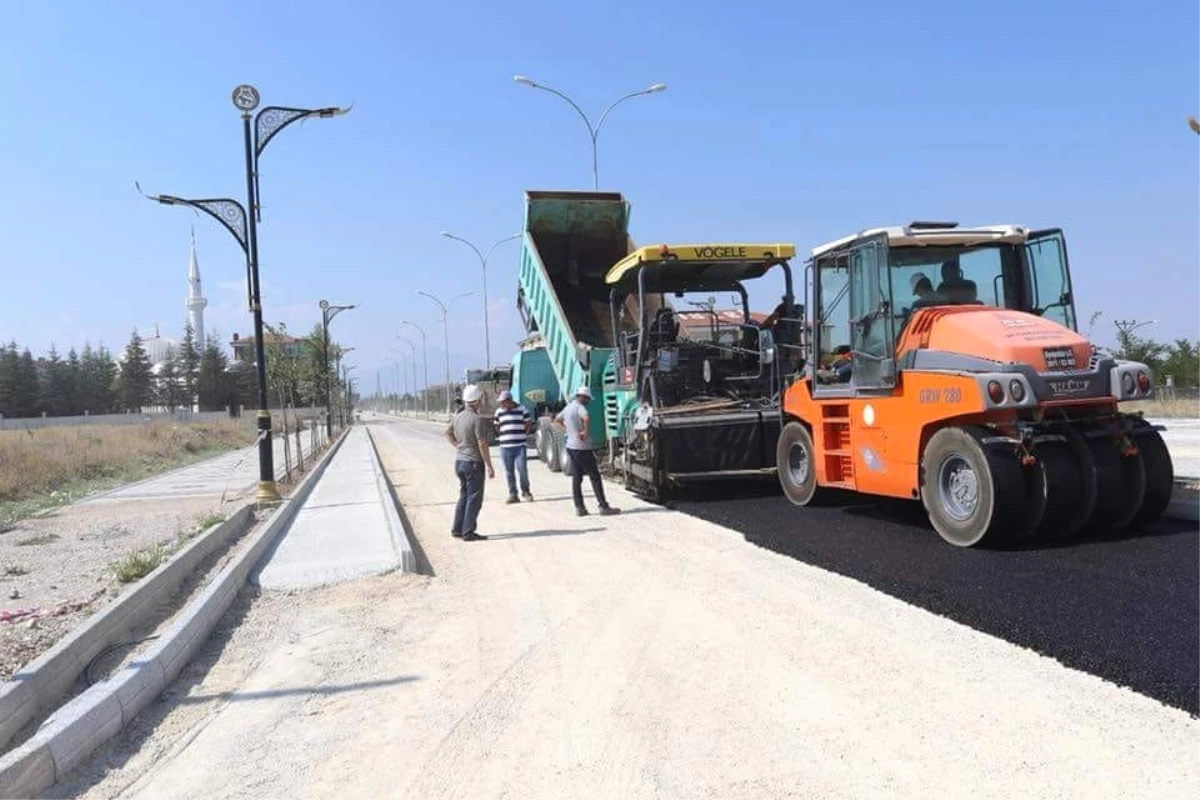 Bolvadin Şehitler Caddesinde Düzenleme Yapılıyor