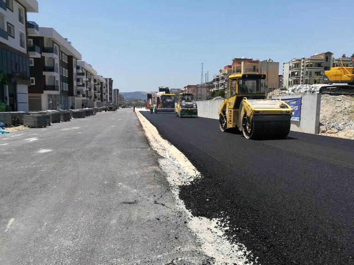 Büyükşehir Söke\'de Üst Yapı Çalışmalarını Sürdürüyor