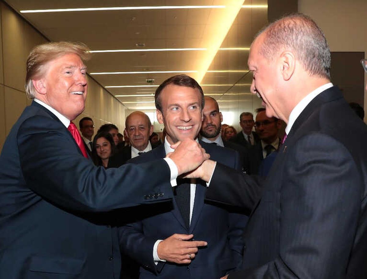 Cumhurbaşkanı Erdoğan\'dan Macron ve Trump ile Samimi Sohbet