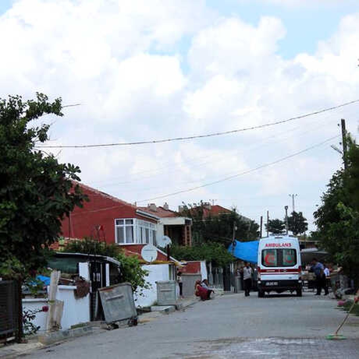 Evin Önüne At Bağlama\' Tartışmasında Av Tüfeğiyle Yaralandılar