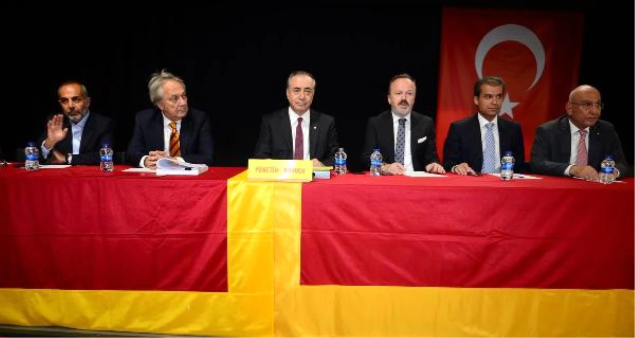 Galatasaray\'da Olağan Divan Kurulu Toplantısı Yapıldı
