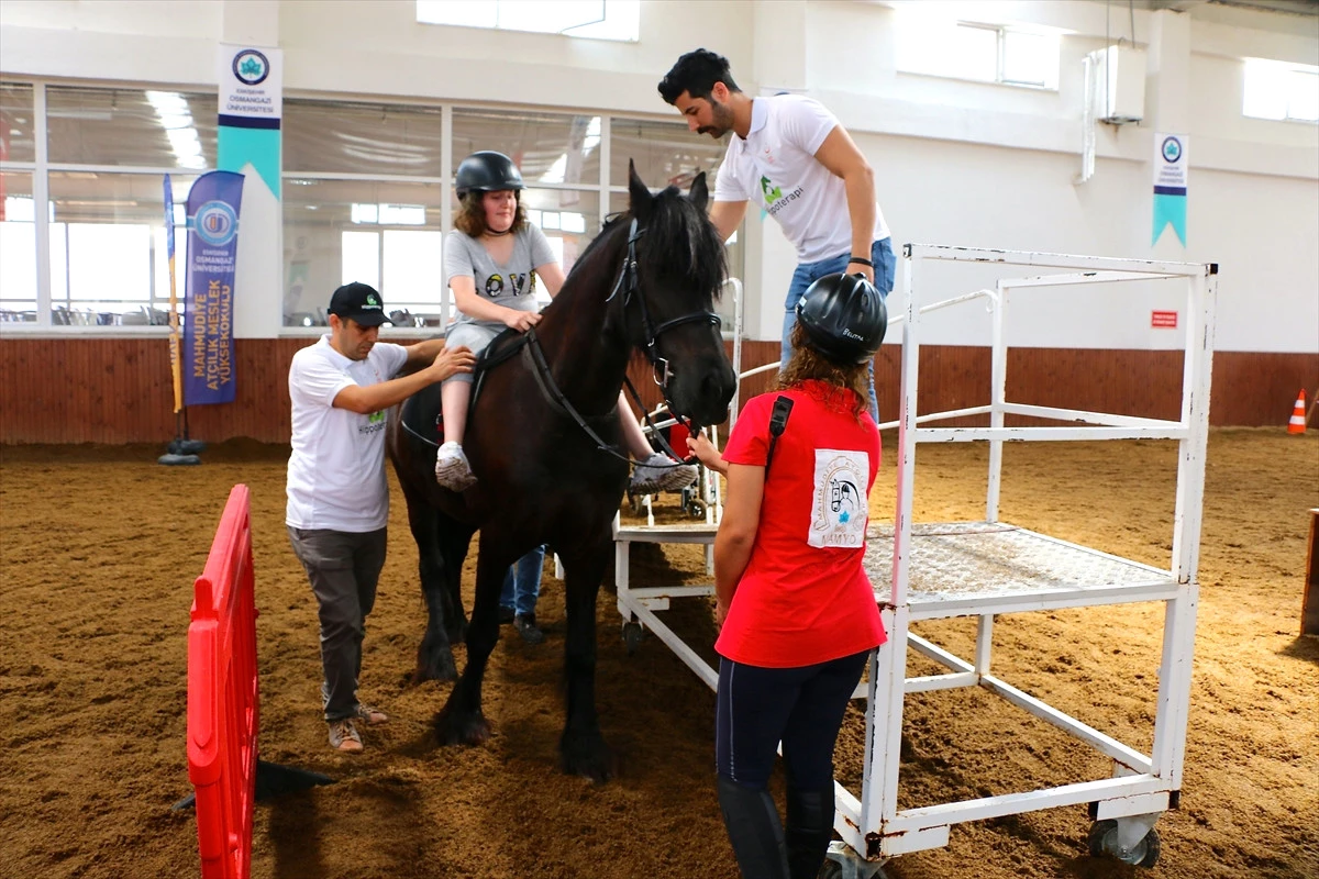 Hippoterapinin Merkezi Eskişehir Olacak