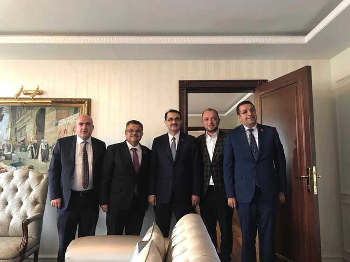 İl Başkanı Karabıyık, Bakan Dönmez\'e Yeni Görevinde Başarılar Diledi