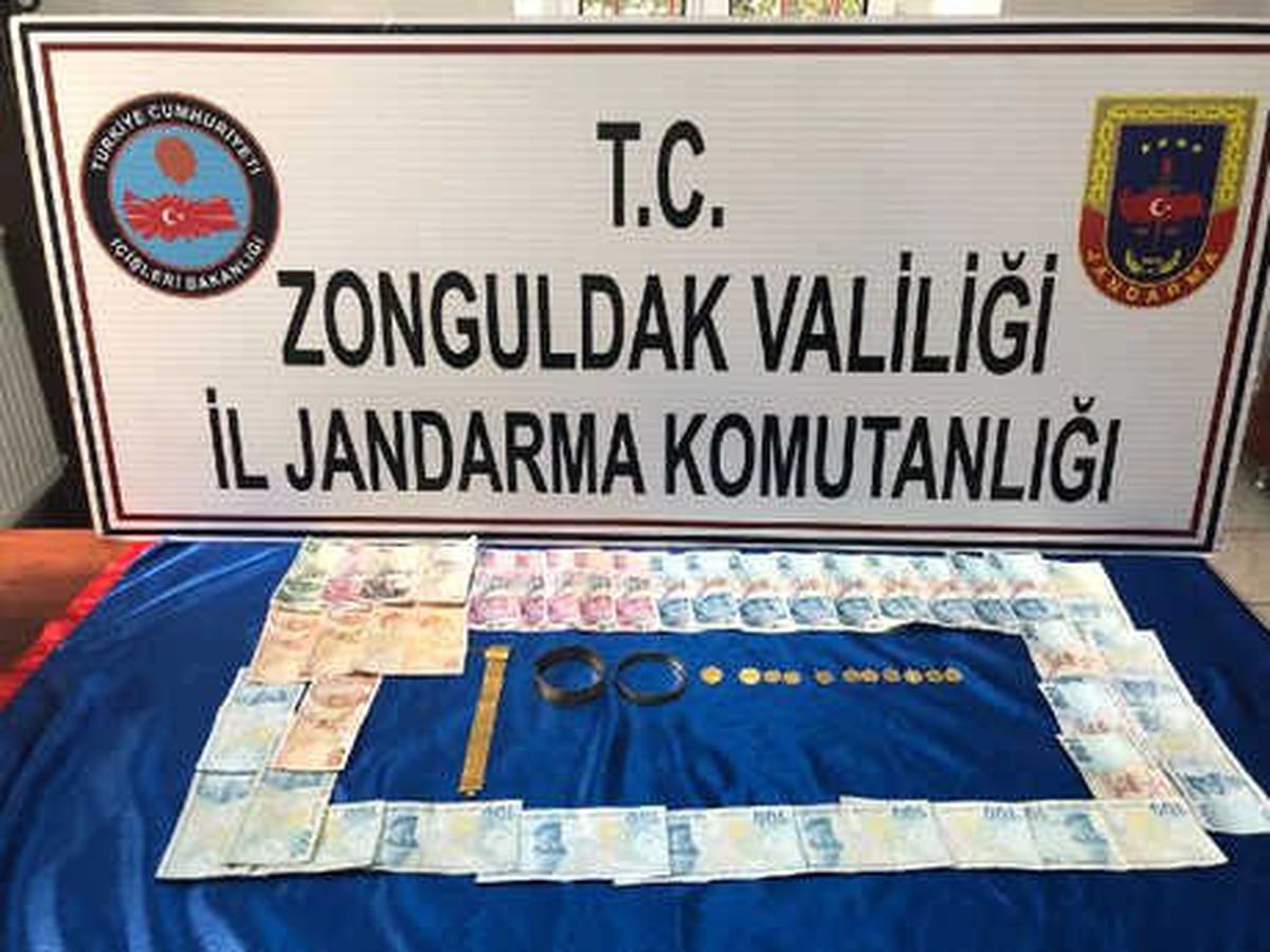 Kuyumcuya Sahte Altın Satmaya Çalışan 3 Kişi Yakalandı