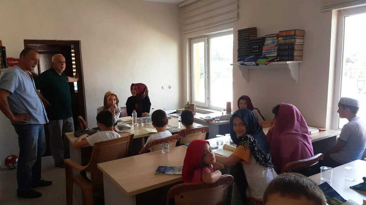 Şampiyondan Kuran Kursu Ziyareti