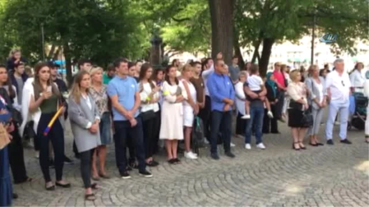 Srebrenitsa Soykırımının Kurbanları Stockholm\'de Anıldı